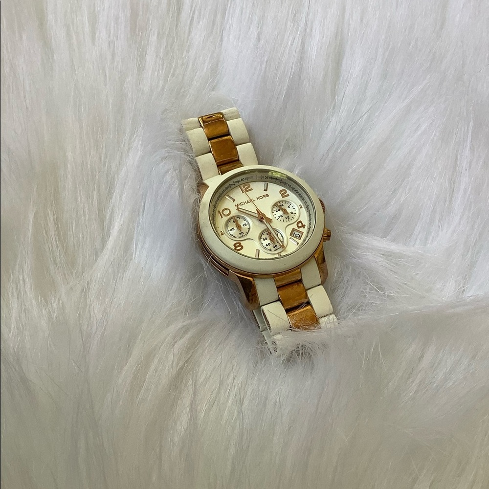 Michael Kors | White Rose Gold Watch - Picture 1 of 7